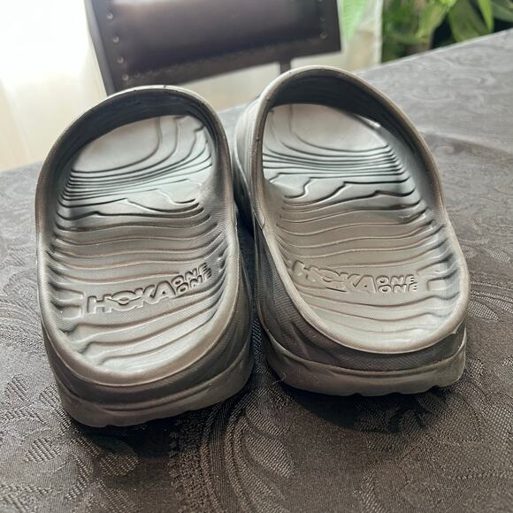 Hoka black sandals men 7 women 9 unisex - Picture 8 of 9